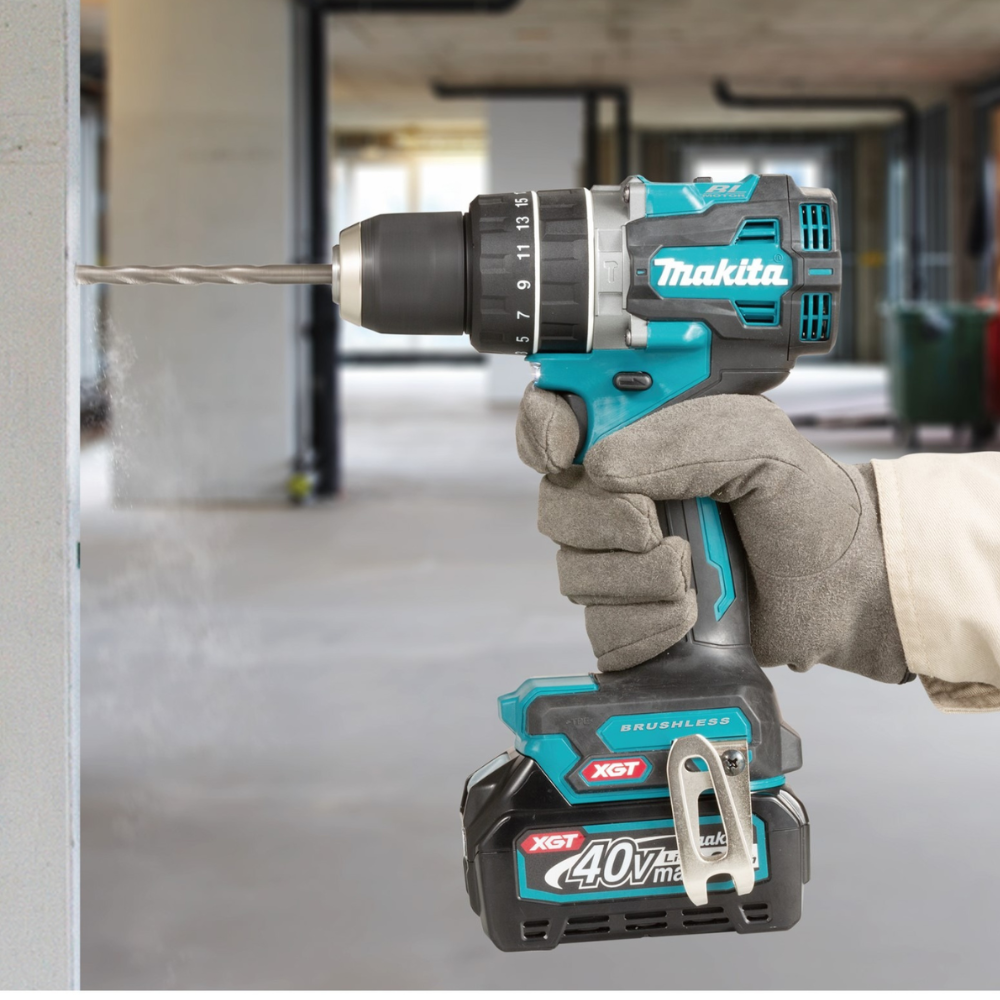 Makita HP002G | Complete Portable Drill/Driver Kit